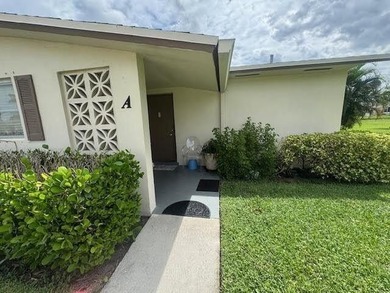 Beach Home For Sale in West Palm Beach, Florida