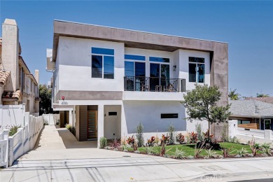 Beach Townhome/Townhouse For Sale in Redondo Beach, California