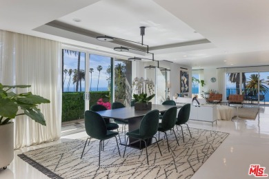 Beach Condo For Sale in Santa Monica, California