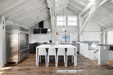 Beach Home For Sale in Corona Del Mar, California