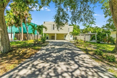 Beach Home For Sale in Sarasota, Florida