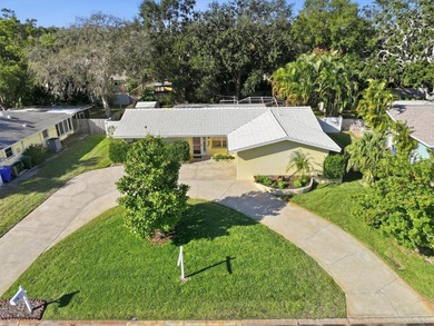 Beach Home For Sale in Dunedin, Florida