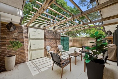 Beach Townhome/Townhouse For Sale in Palm Beach Gardens, Florida