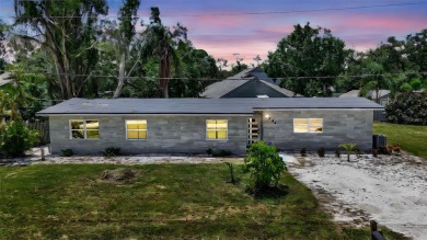 Beach Home For Sale in Sarasota, Florida