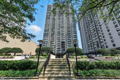 Beach Condo Active Under Contract in Chicago, Illinois