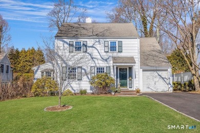 Beach Home Sale Pending in Darien, Connecticut