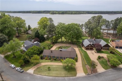 Beach Home For Sale in Newport News, Virginia