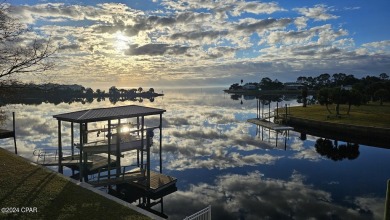 Beach Home For Sale in Crawfordville, Florida