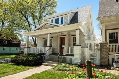 Beach Home For Sale in Milwaukee, Wisconsin