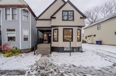 Beach Home For Sale in Detroit, Michigan