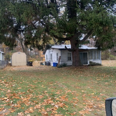 Beach Home Sale Pending in Coloma, Michigan