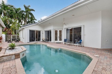 Beach Home Active Under Contract in Boynton Beach, Florida