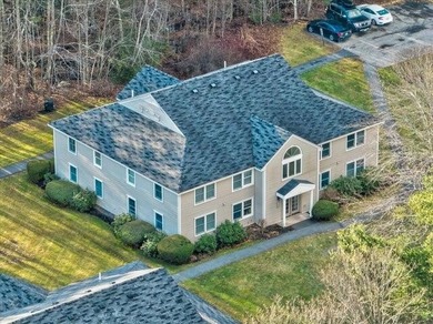 Beach Condo For Sale in Old Orchard Beach, Maine