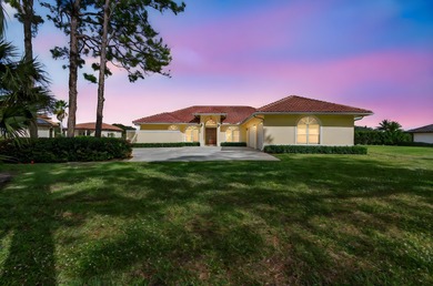 Beach Home For Sale in Palm Beach Gardens, Florida