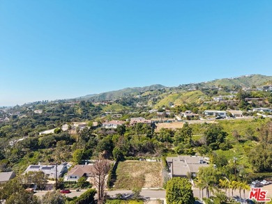 Beach Lot For Sale in Pacific Palisades, California
