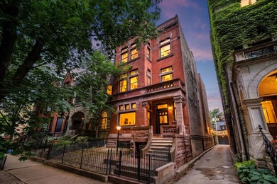 Beach Home For Sale in Chicago, Illinois