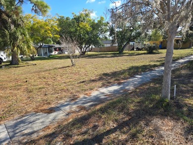 Beach Lot For Sale in Dunedin, Florida
