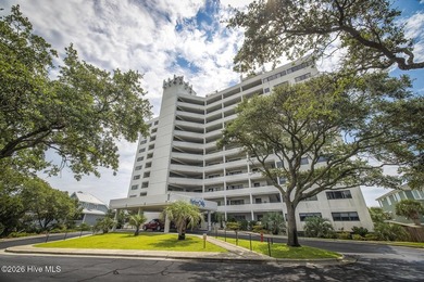 Beach Condo Active Under Contract in Carolina Beach, North Carolina