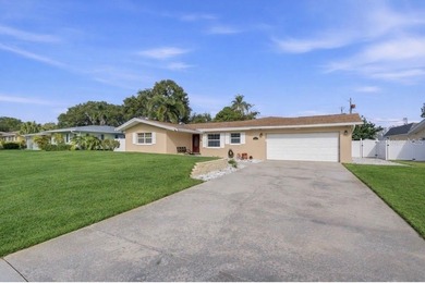 Beach Home For Sale in Clearwater, Florida