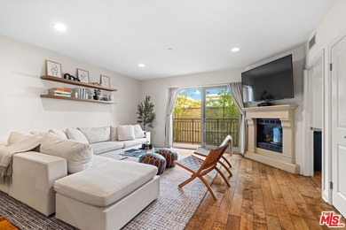 Beach Condo For Sale in Playa Del Rey, California