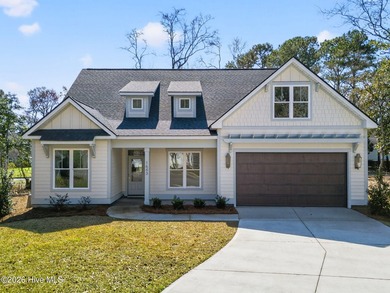 Beach Home For Sale in Ocean Isle Beach, North Carolina