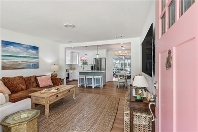 Beach Home For Sale in Saint Simons, Georgia