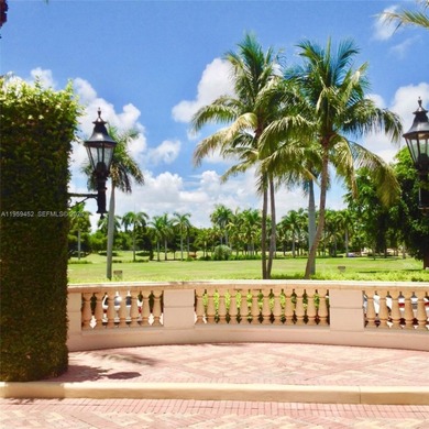 Beach Condo For Sale in Miami Beach, Florida