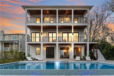 Beach Home For Sale in Saint Simons, Georgia