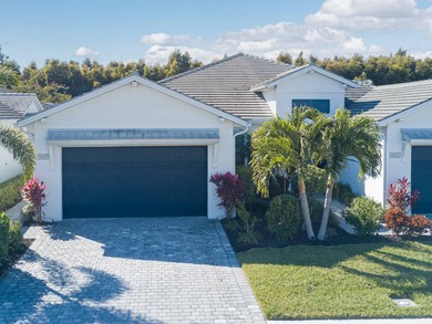 Beach Townhome/Townhouse For Sale in Naples, Florida