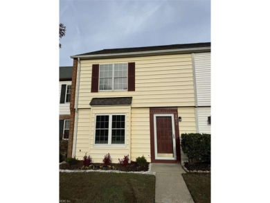 Beach Townhome/Townhouse For Sale in Williamsburg, Virginia