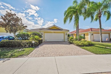 Beach Home For Sale in Palm Beach Gardens, Florida