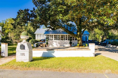 Beach Home For Sale in Fairhope, Alabama