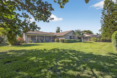 Beach Home For Sale in Palm Beach Gardens, Florida