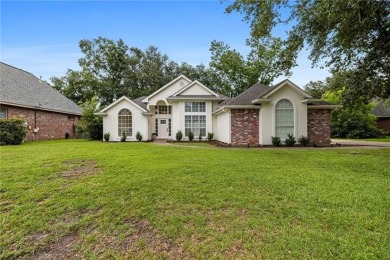 Beach Home For Sale in Mandeville, Louisiana