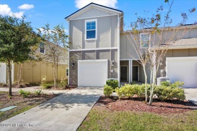 Beach Townhome/Townhouse For Sale in Yulee, Florida