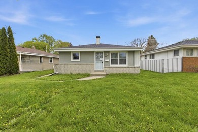 Beach Home For Sale in Saint Francis, Wisconsin