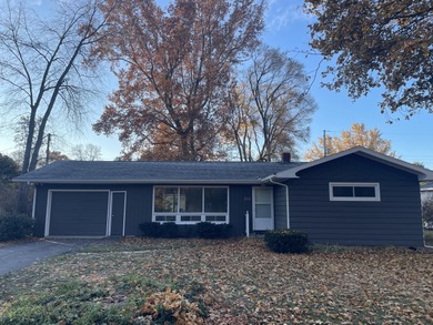 Beach Home For Sale in Saint Joseph, Michigan