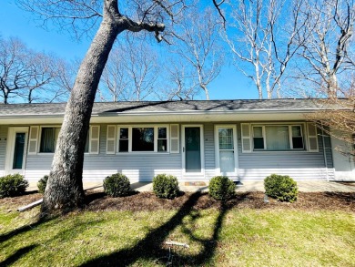 Beach Apartment For Sale in Hampton Bays, New York