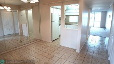 Beach Condo For Sale in Pompano Beach, Florida