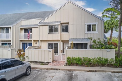 Beach Townhome/Townhouse For Sale in Jupiter, Florida