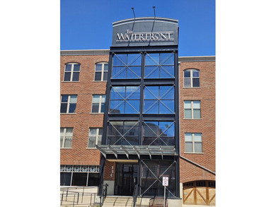 Beach Condo For Sale in Milwaukee, Wisconsin