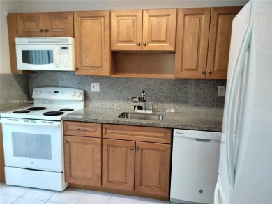 Beach Condo For Sale in Oakland Park, Florida