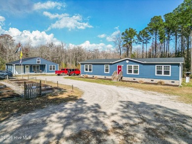 Beach Home For Sale in Hampstead, North Carolina