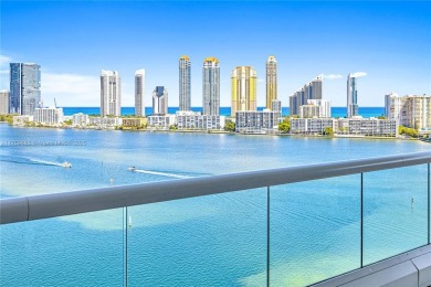 Beach Condo For Sale in Aventura, Florida
