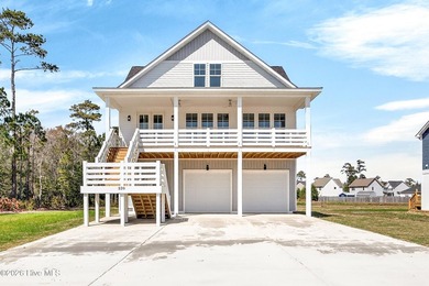 Beach Home Active Under Contract in Sneads Ferry, North Carolina