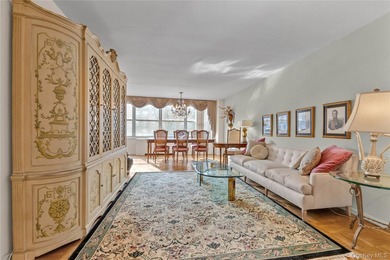 Beach Home For Sale in Bayside, New York