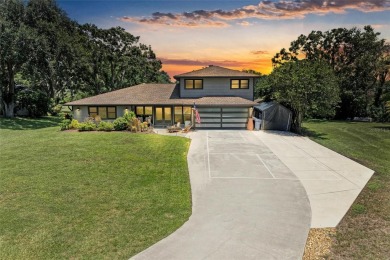 Beach Home For Sale in Bradenton, Florida