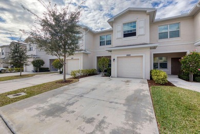 Beach Townhome/Townhouse For Sale in Port Saint Lucie, Florida