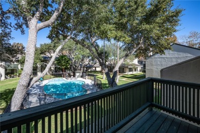 Beach Condo Sale Pending in Rockport, Texas