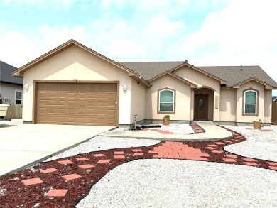 Beach Home For Sale in Corpus Christi, Texas